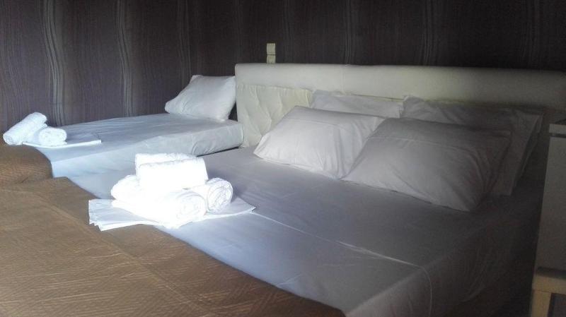 Feevos Otel